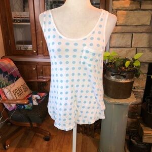 GAP SIZE SMALL WHITE SLEEVELESS TOP WITH BLUE POLKA DOTS
